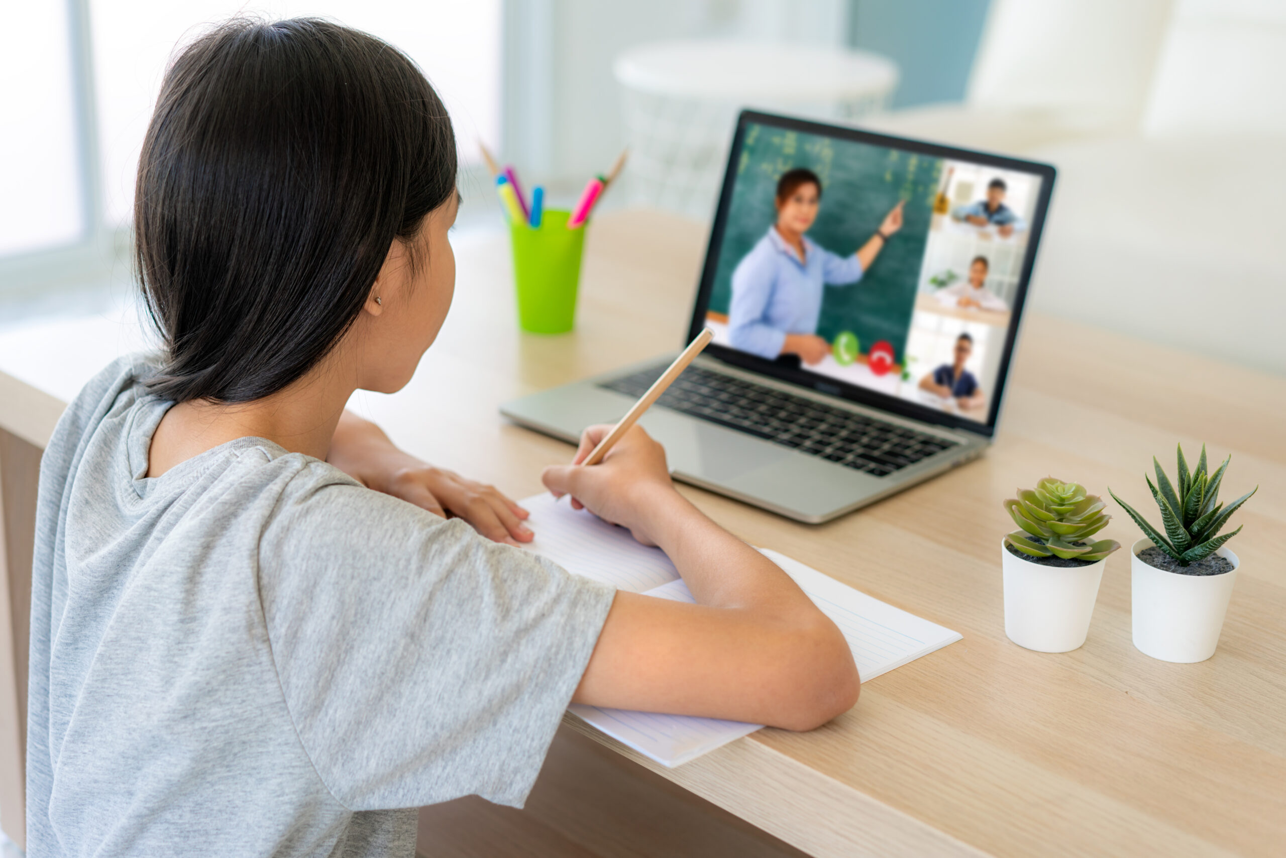 Forming Meaningful Connections Online